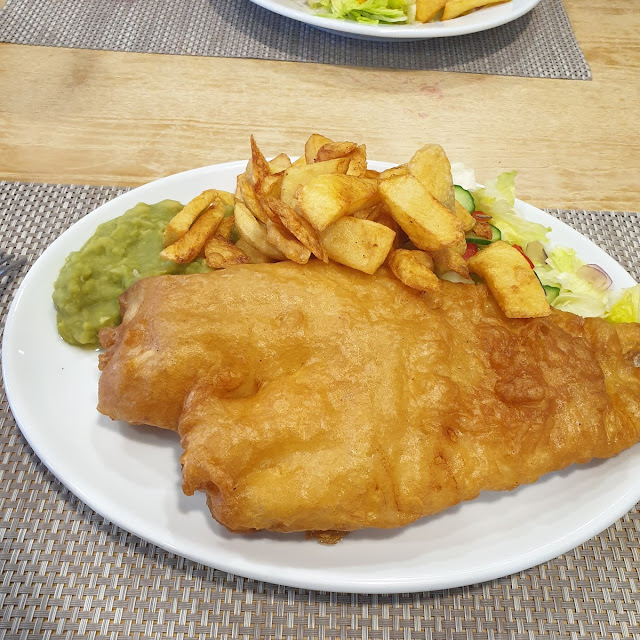 Large Fish N Chips