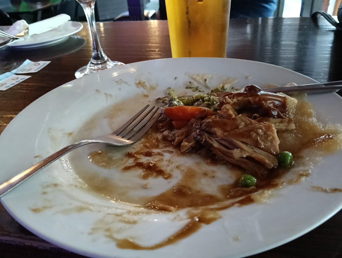 Bills Bar & Bistro - Photo 3