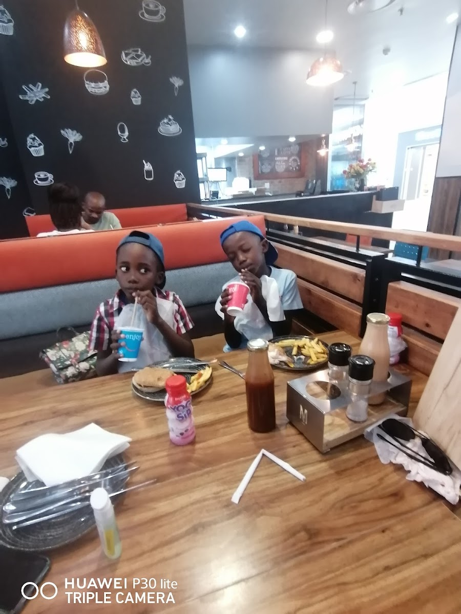 MAXI'S - MALL OF THE NORTH - Photo 8
