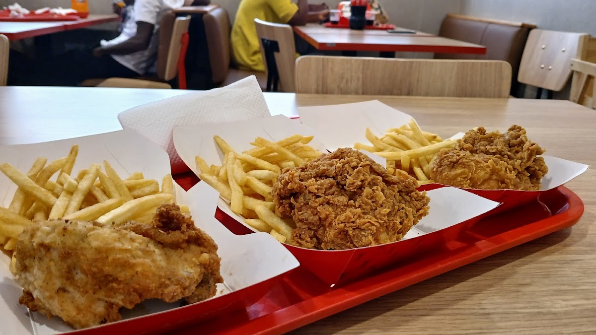 KFC Bulenga - Photo 3