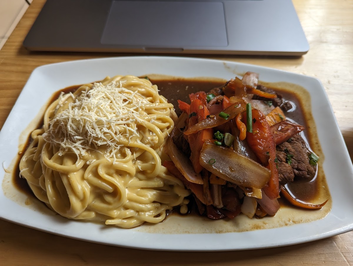 La Perla Criolla (Comida Peruana) - Photo 5