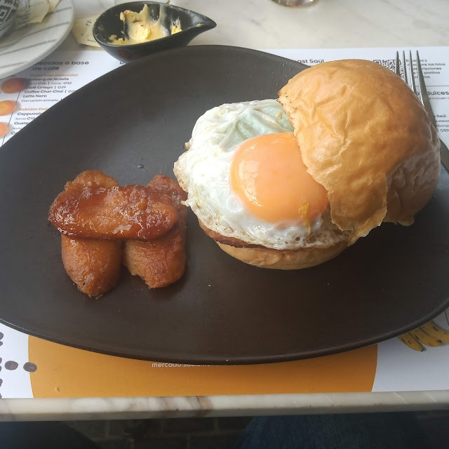 Sandwich Breakfast Burger