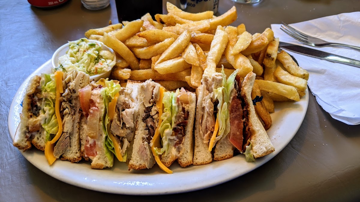 P K's Restaurant - Photo 2