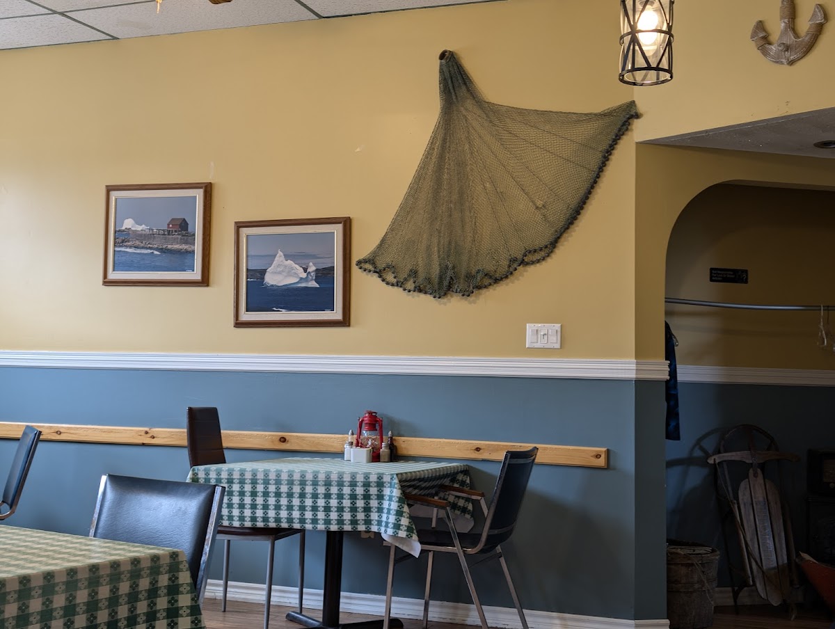 P K's Restaurant - Photo 5