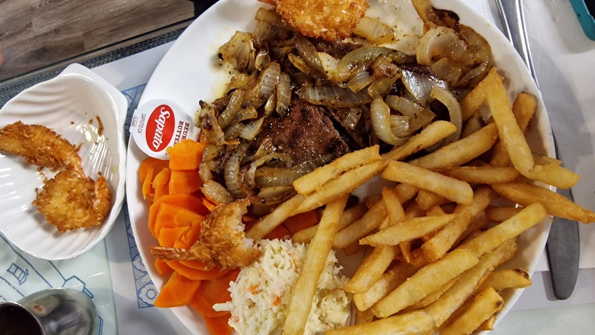 Charlene's Family Restaurant - Photo 8
