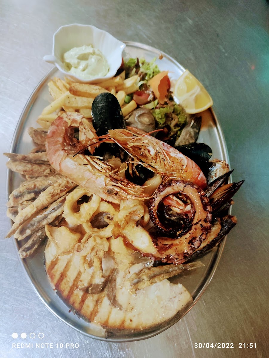 Krinos Restaurant & Bar - Photo 5