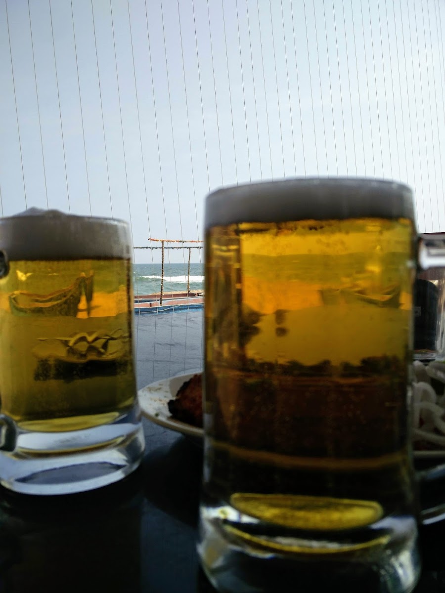 The Seacrest Restaurant - Photo 5
