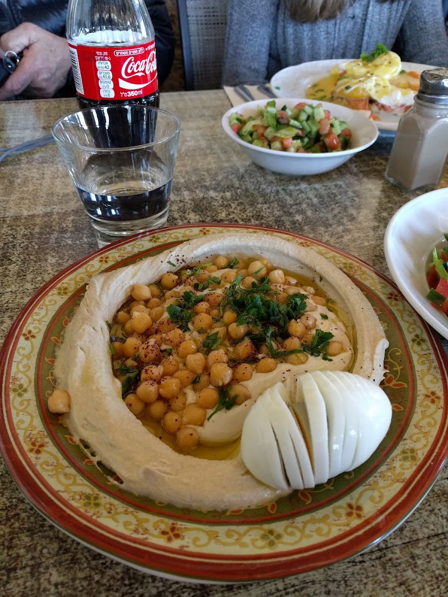 Port Cafe - Photo 9