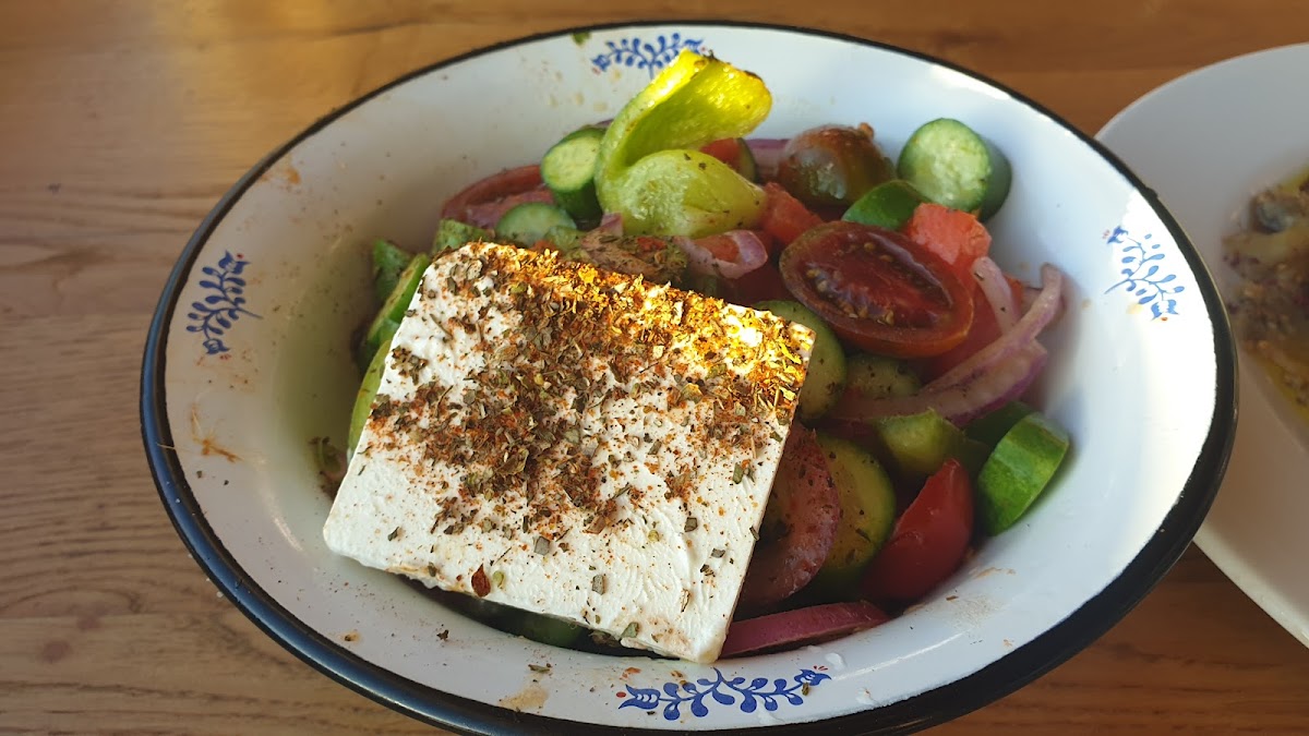 Port Cafe - Photo 8