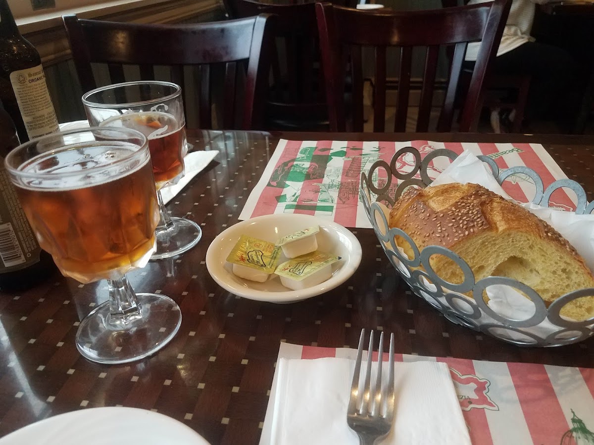 Enza's Ristorante - Photo 7