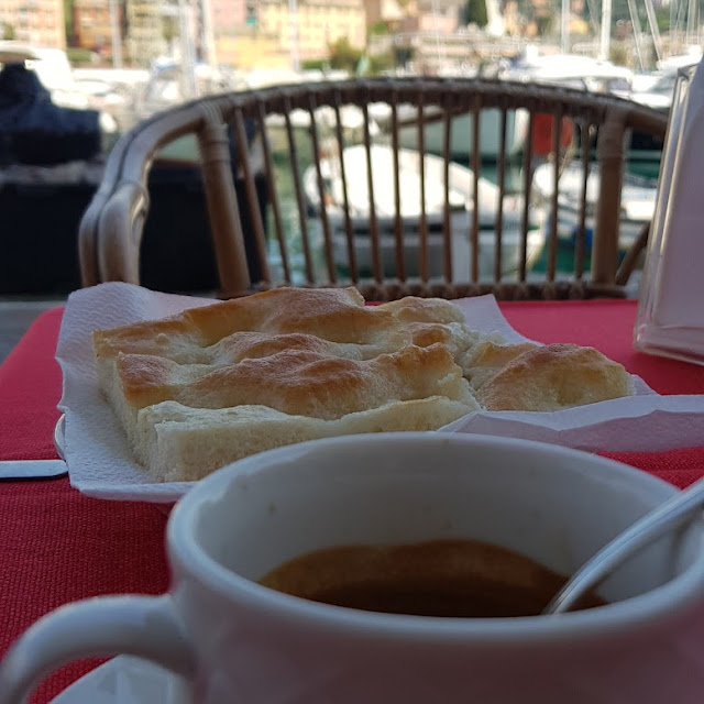Focaccia A Colazione
