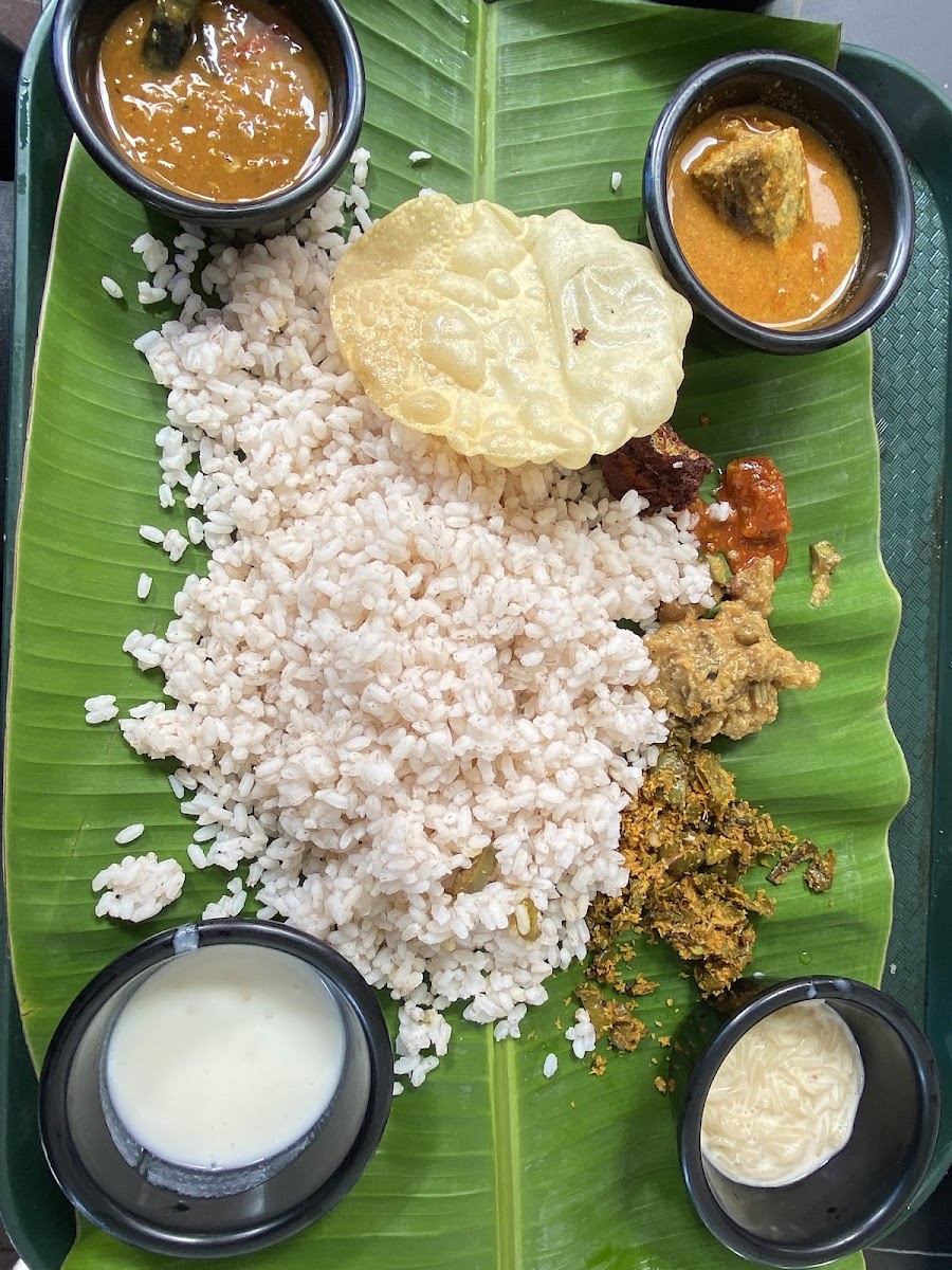 Street Food Restaurant - Photo 9