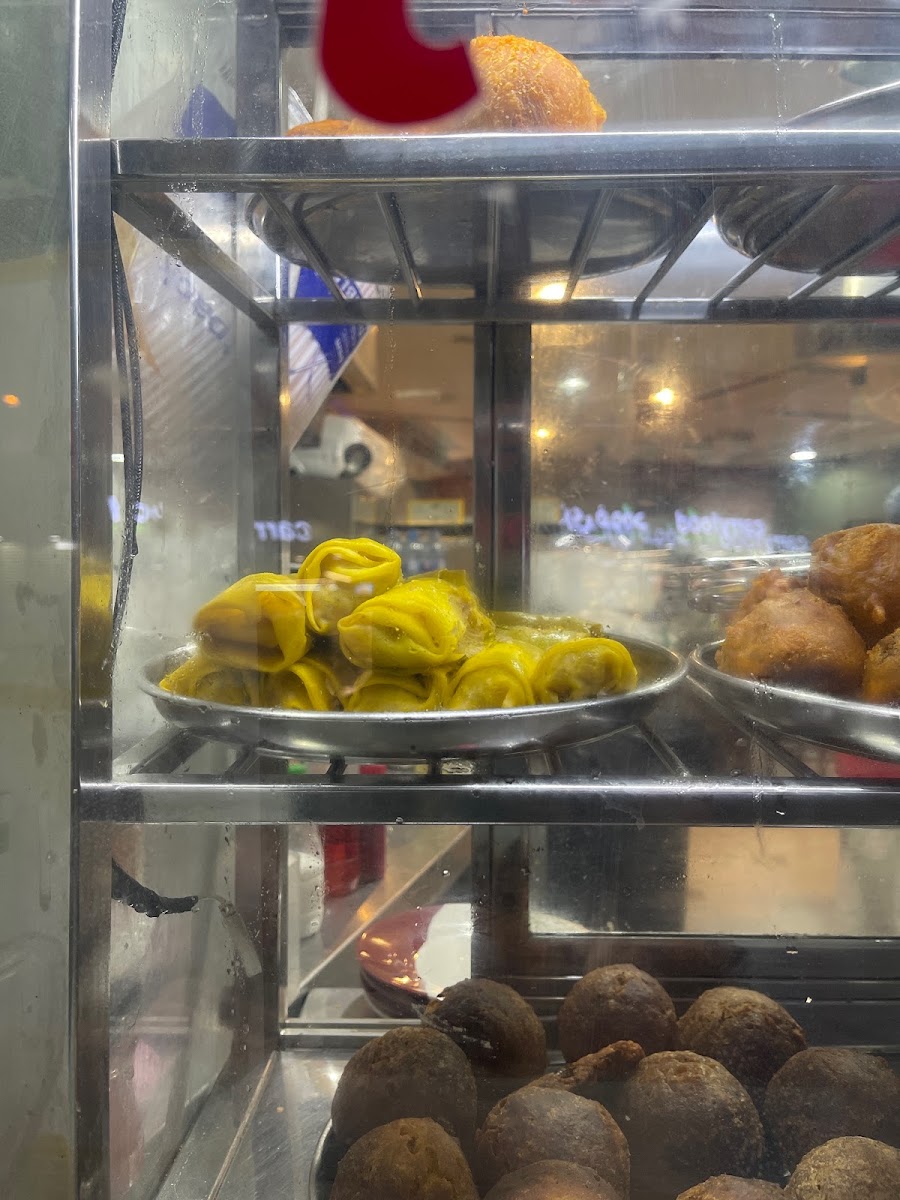 Street Food Restaurant - Photo 8