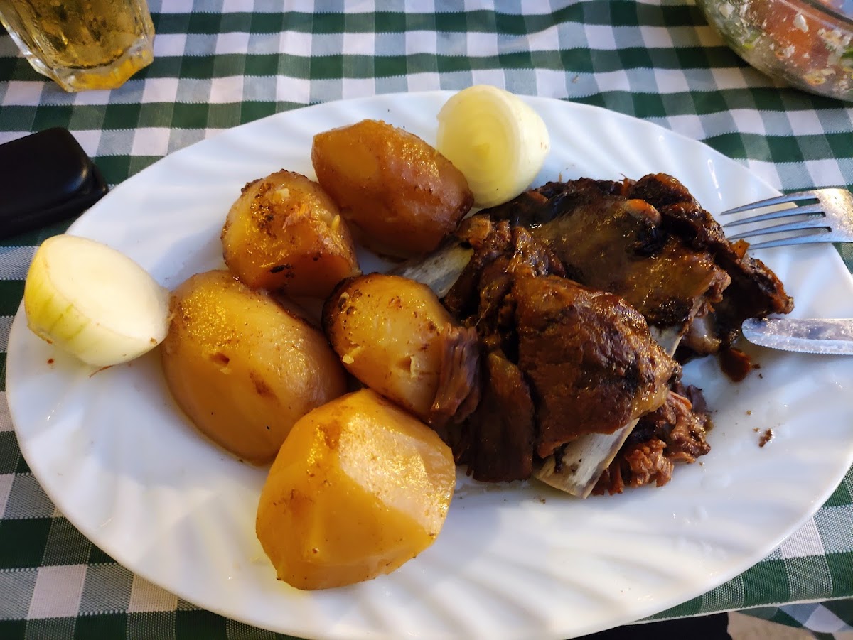 Costaris Restaurant - Photo 6