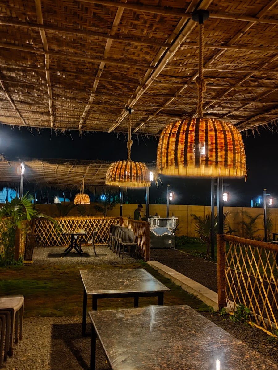 Mom's Kokan Katta Family Restaurant
