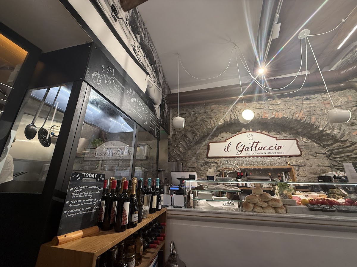 Il Gattaccio - Acciugheria & Street Food - Photo 1