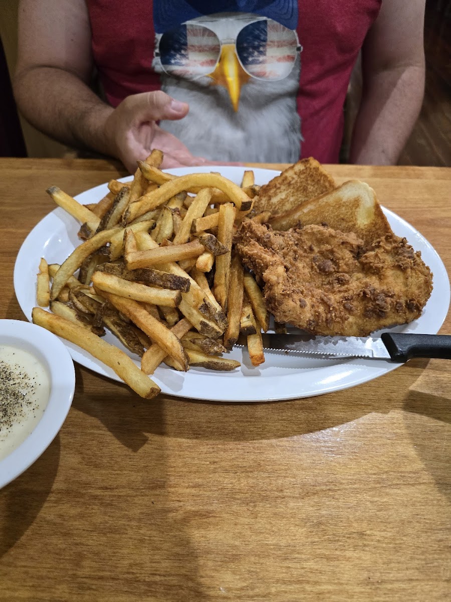 Railway Express Diner - Photo 6