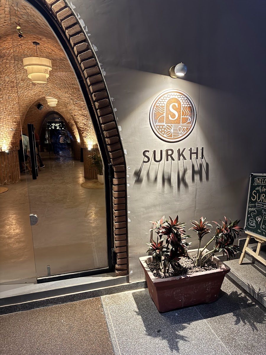 Surkhi - Cafe & Social