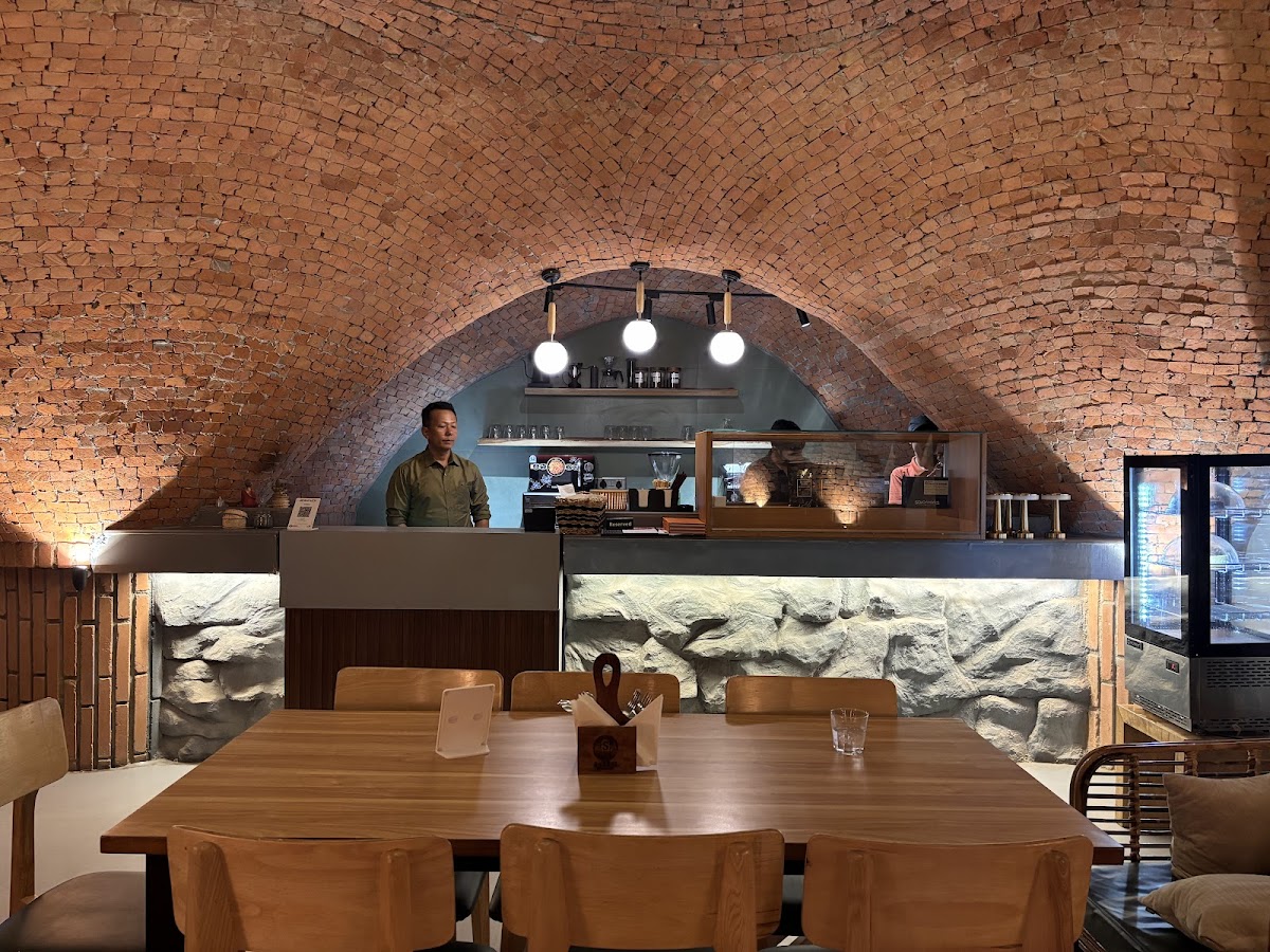 Surkhi - Cafe & Social - Photo 2