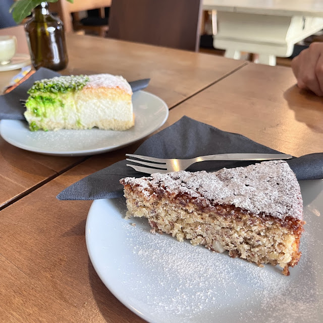 Almond Cake