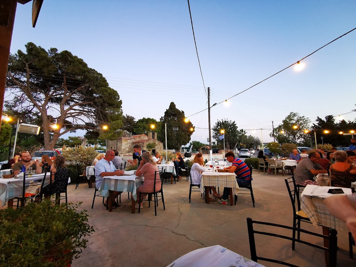 Katholiki Restaurant