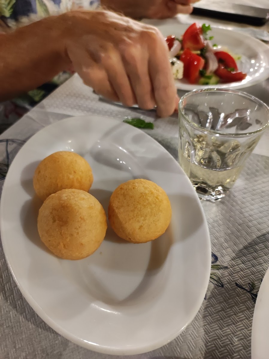 Katholiki Restaurant - Photo 5