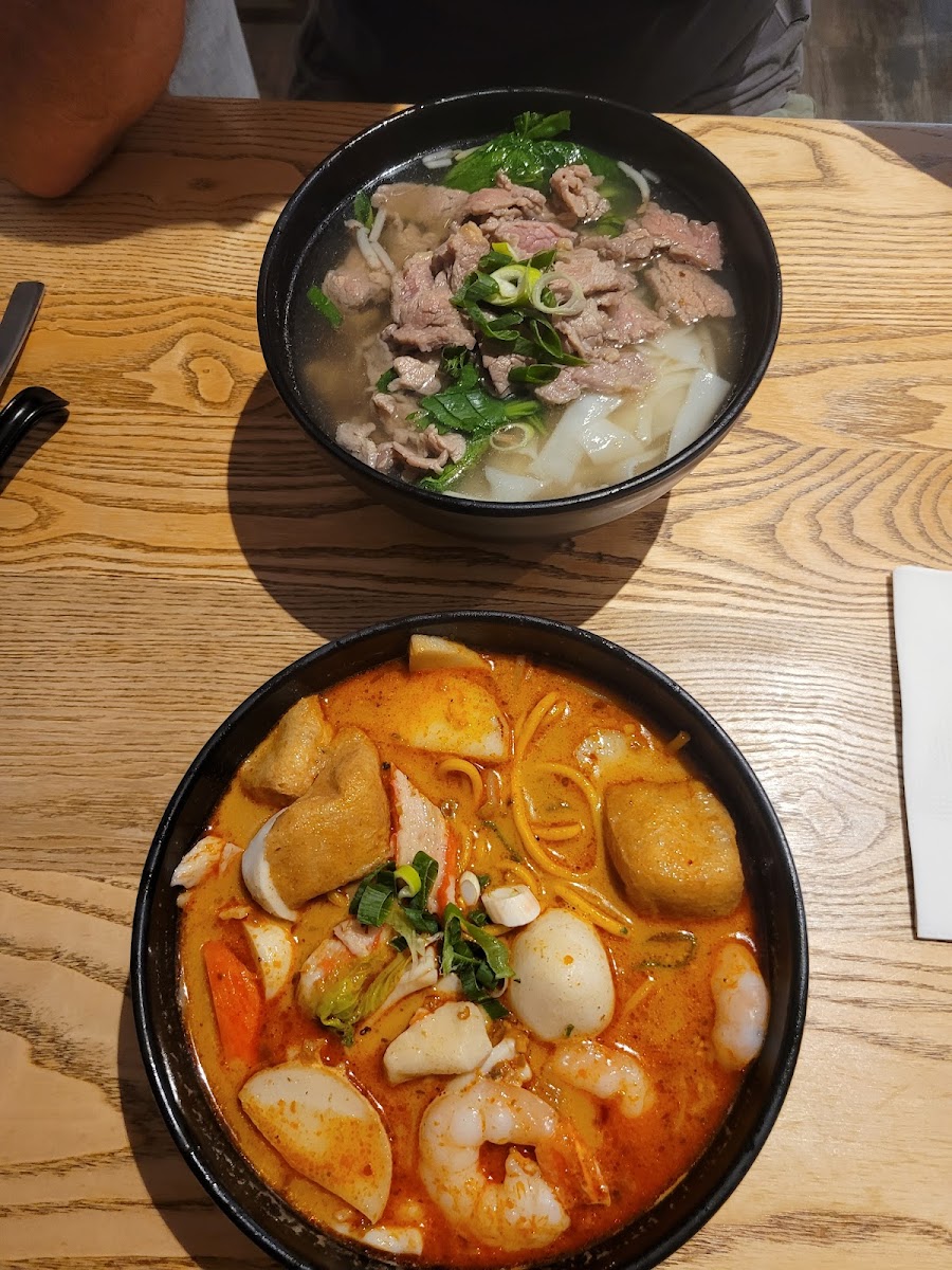 Chinese Orchid BBQ Noodle Bar - Photo 5