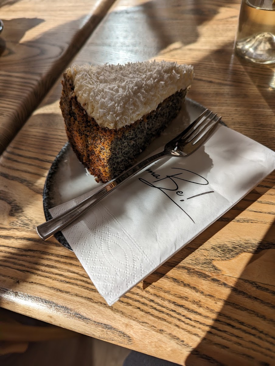Cafe MaBe - Photo 9