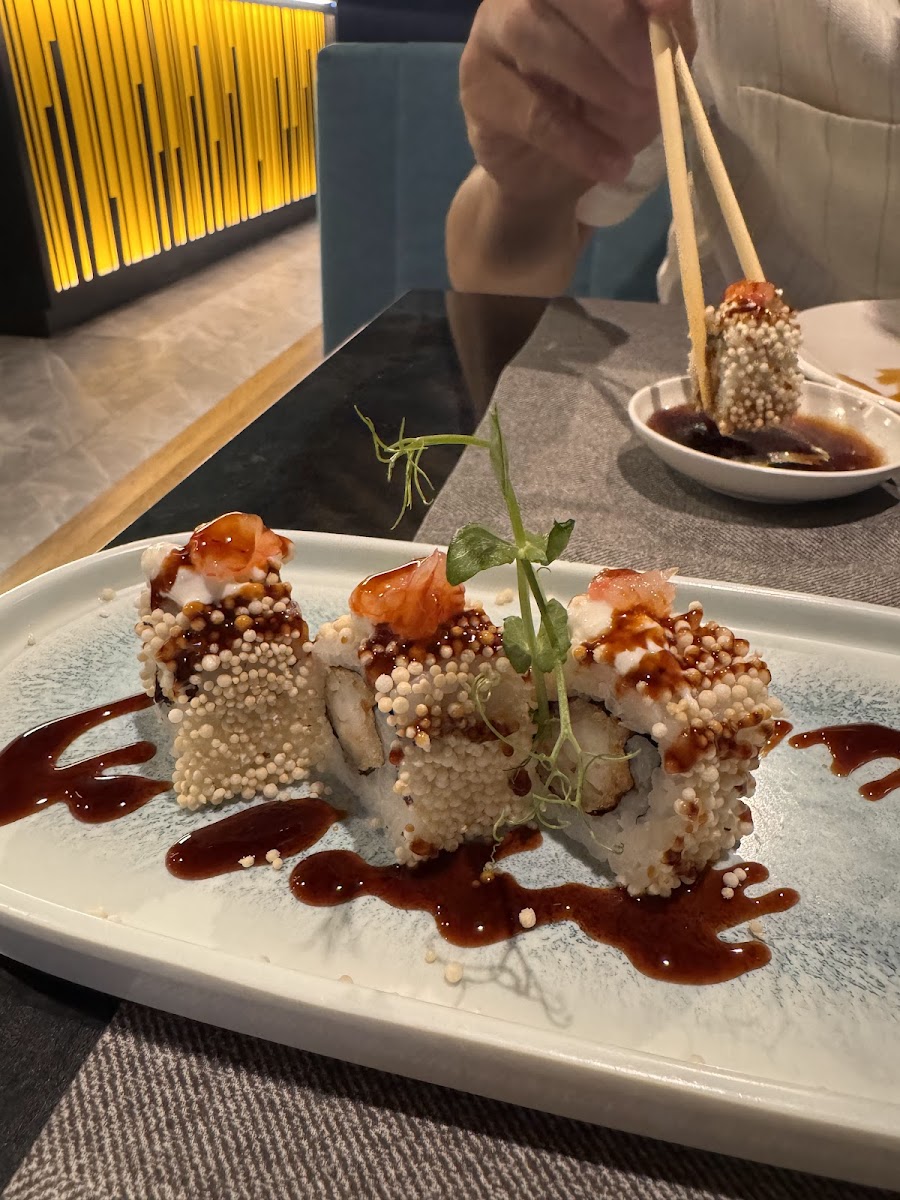 IKURA SUSHI SORRENTO - Photo 3