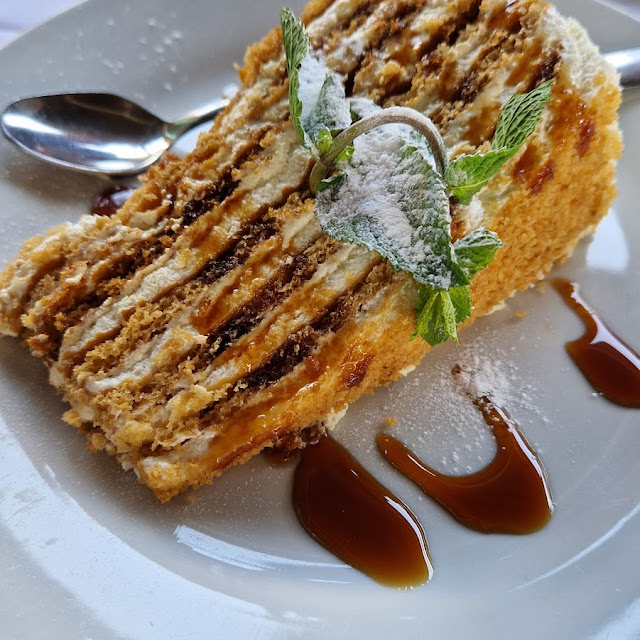 Medena Torta