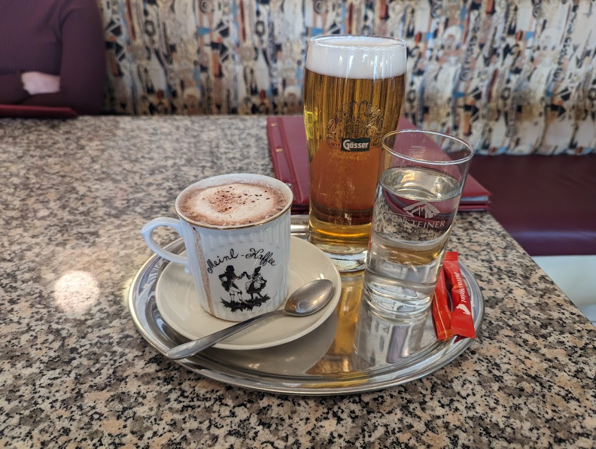 Café Lorenz - Photo 9