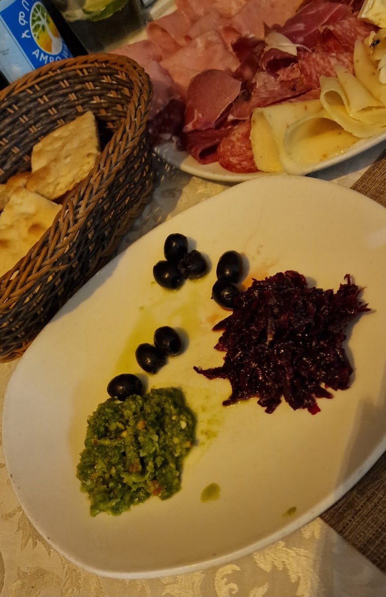 Vaccari Italian Restaurant - Photo 6