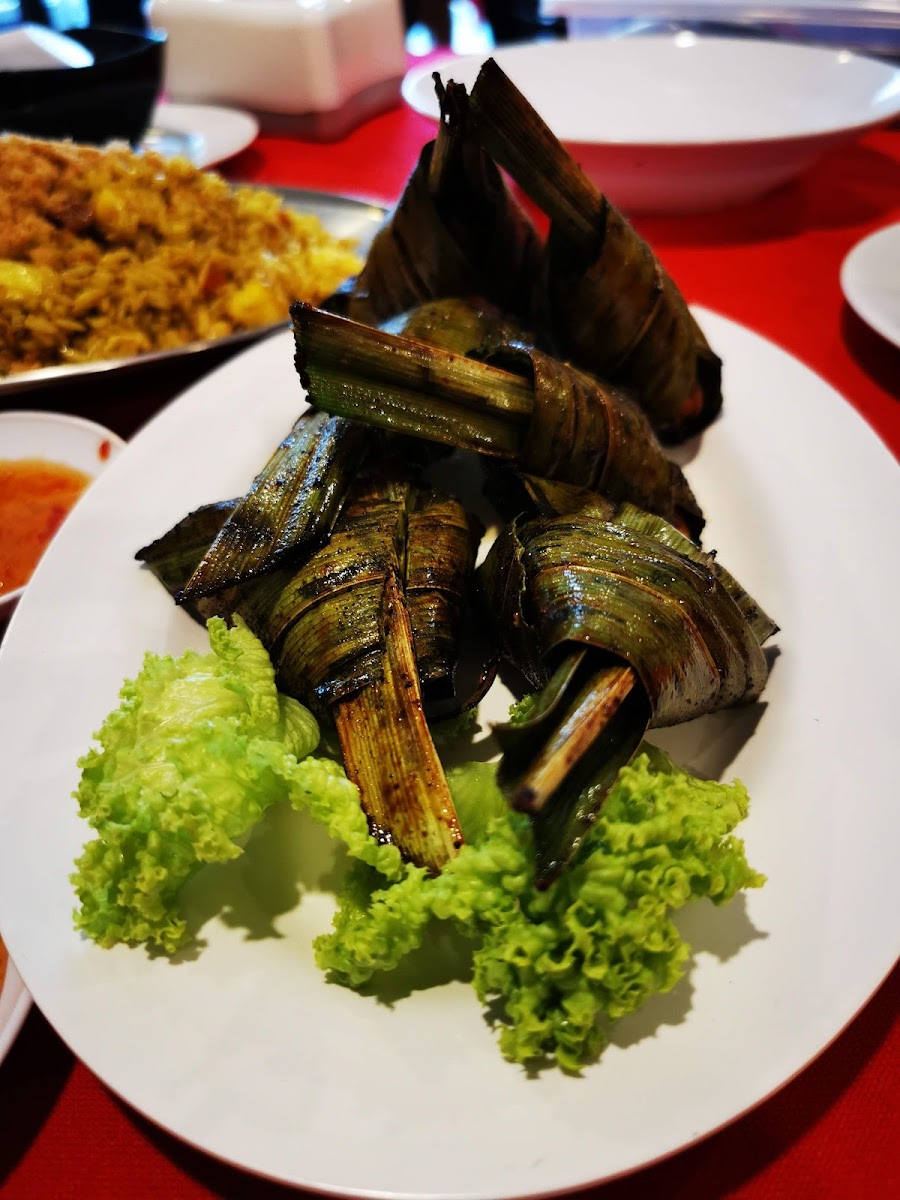 May Tip Restaurant - Photo 5