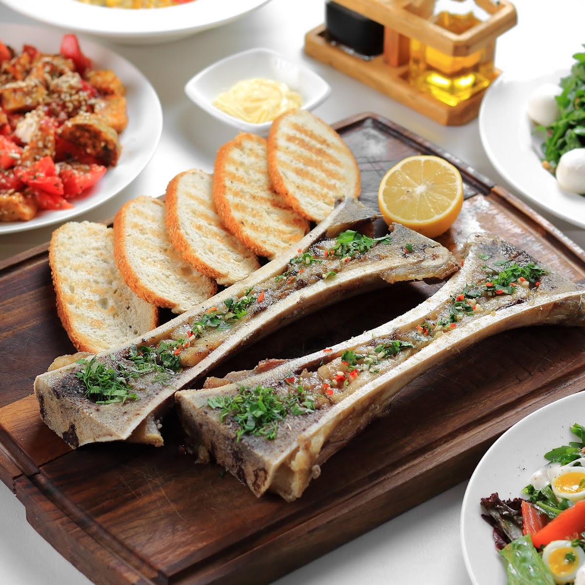 City Grill - Photo 6