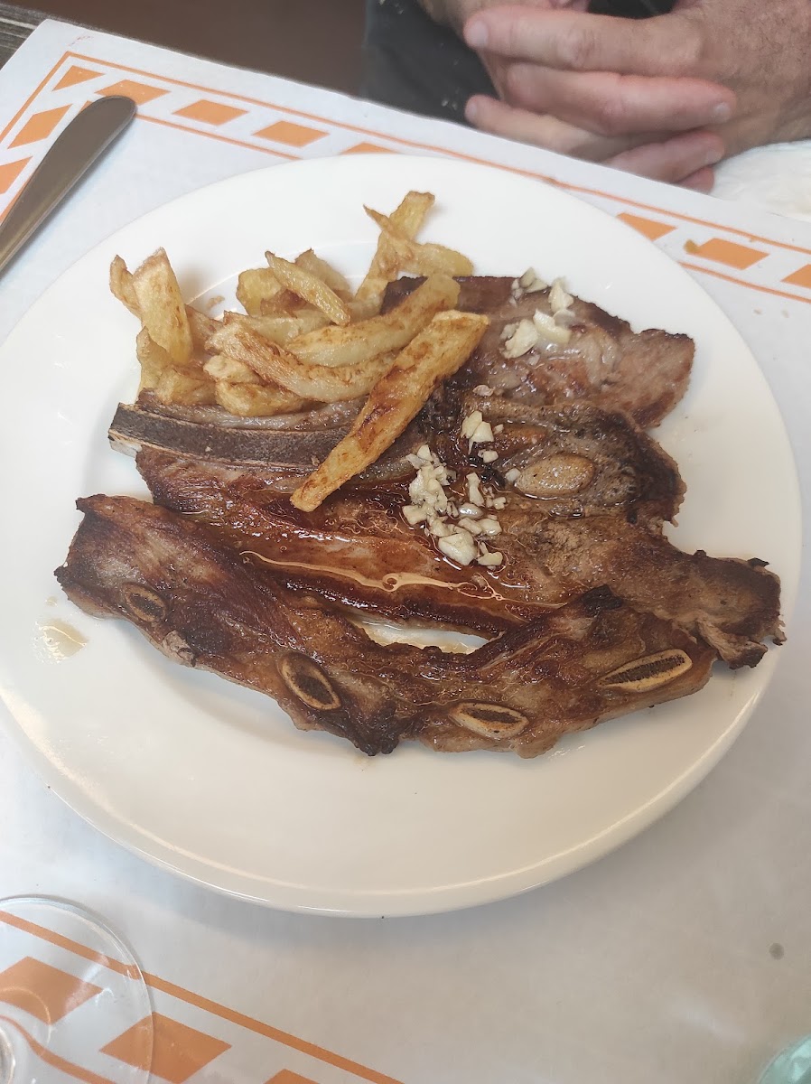 La Zurri Jatetxea - Photo 5