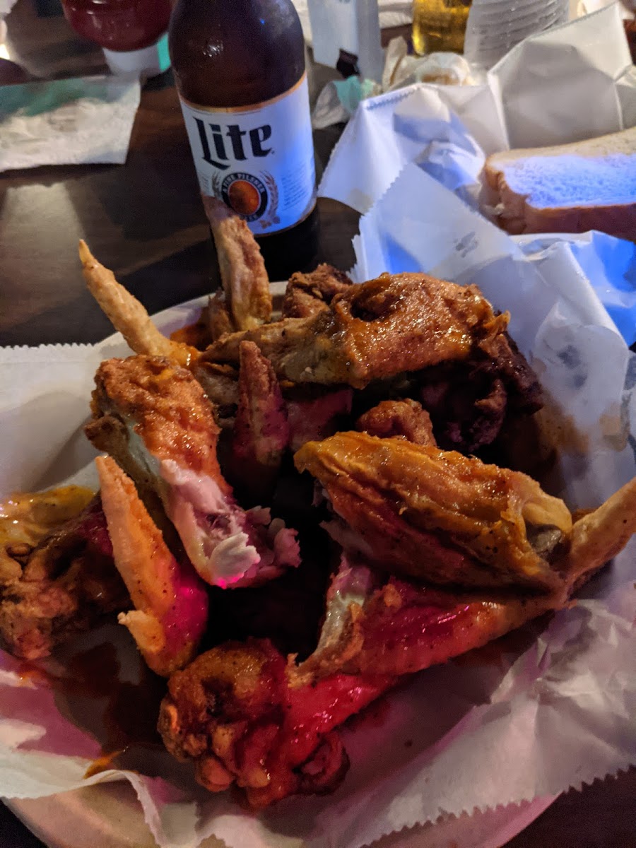 L L's Bar & Grill - Photo 7