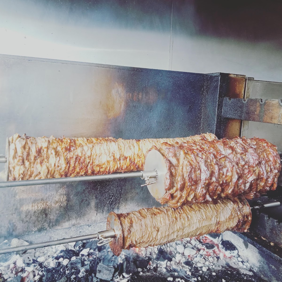 Bayside Souvlaki Cafe - Photo 6
