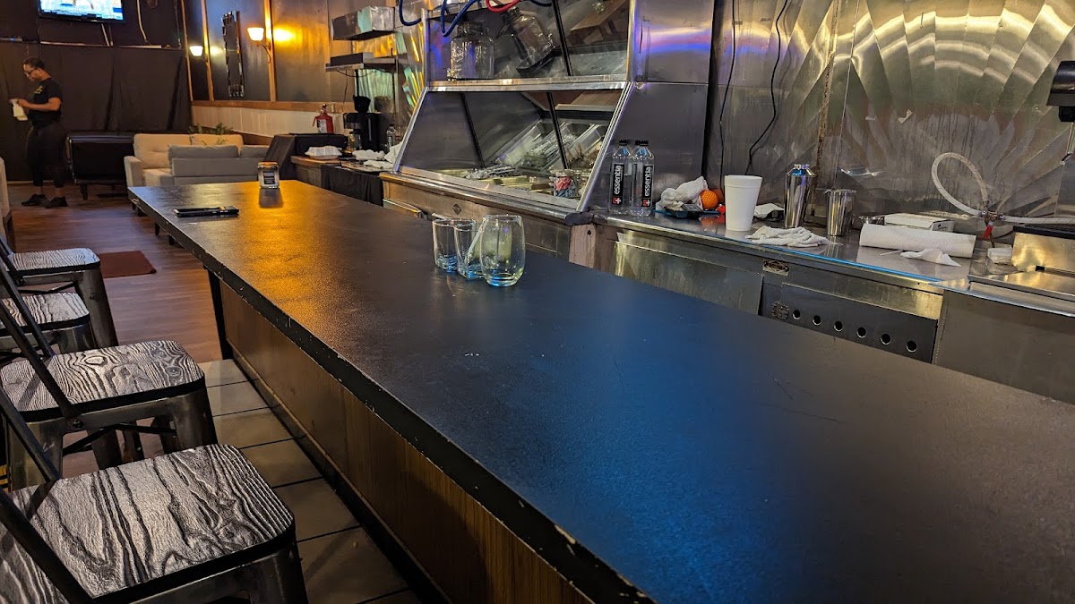 MoMo's Restaurant and Social Lounge