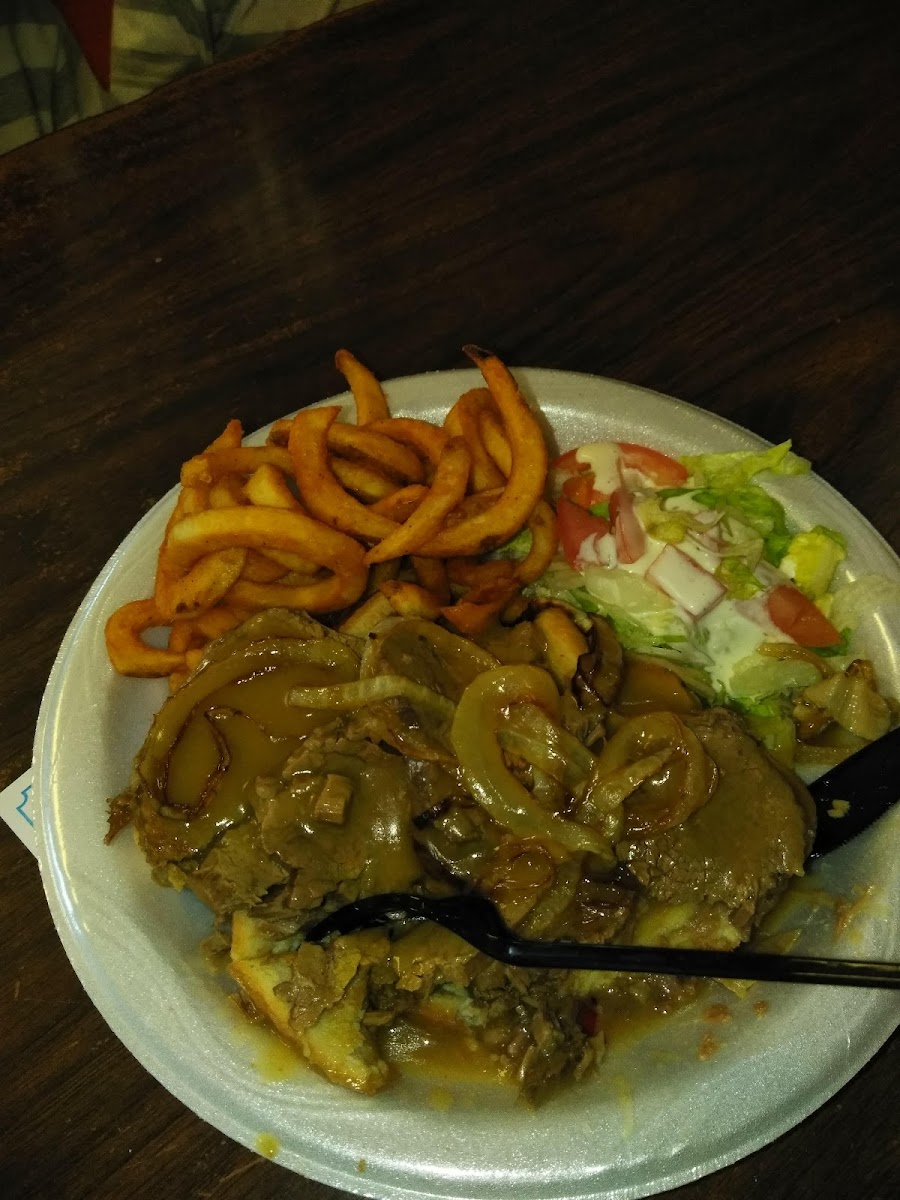 Cowboy's Burgers & Grill - Photo 8