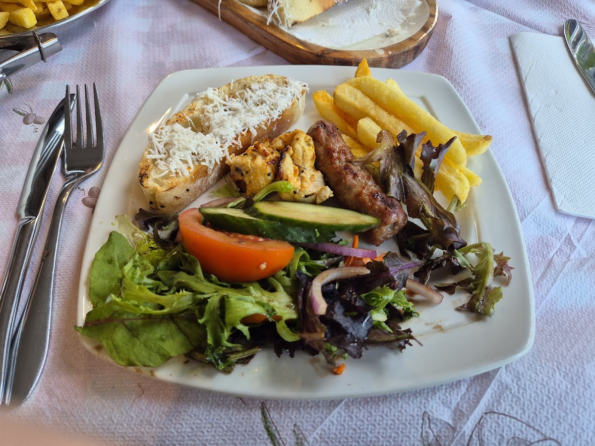 Macedonian Old House Restaurant - Photo 1