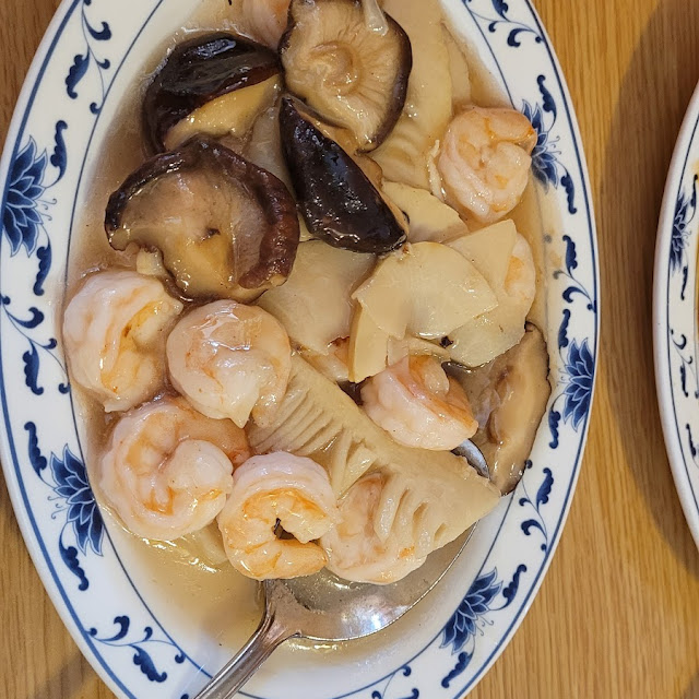Prawns with Mushroom and Bamboo Shoots