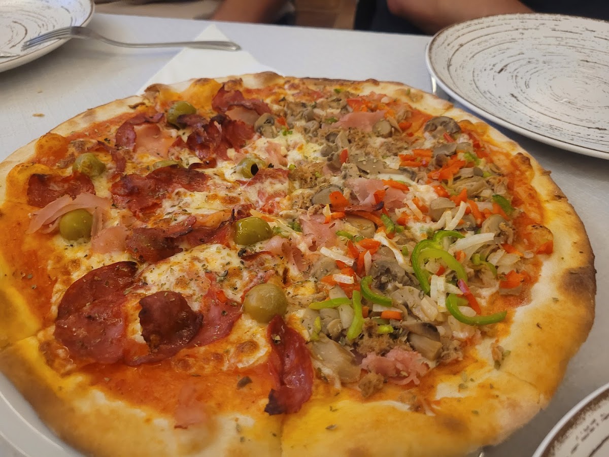 Pizzeria A Toscana - Photo 3