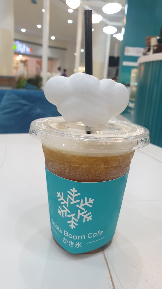 Snow Boom Cafe - Photo 6