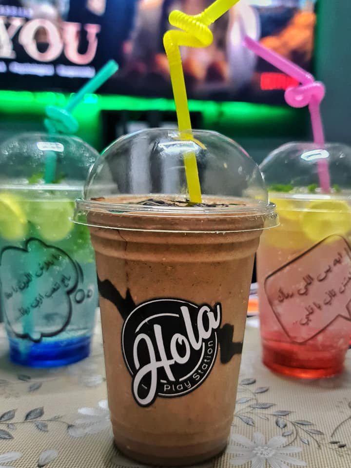 HOLA LOUNGE playstation & Cafe - Photo 7