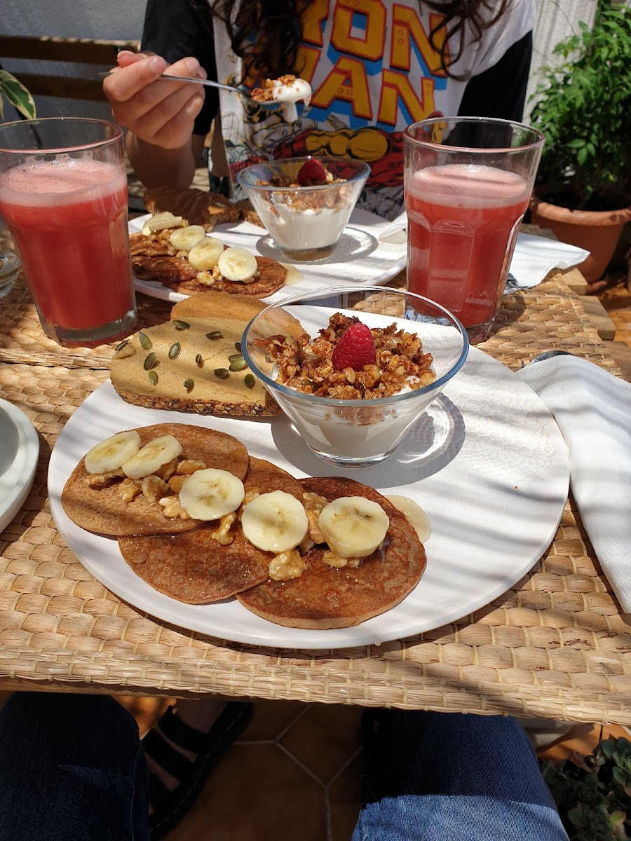 Balance Cafe - Photo 9