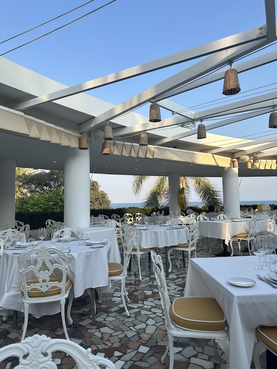 La Pergola del Mediterraneo - Photo 2