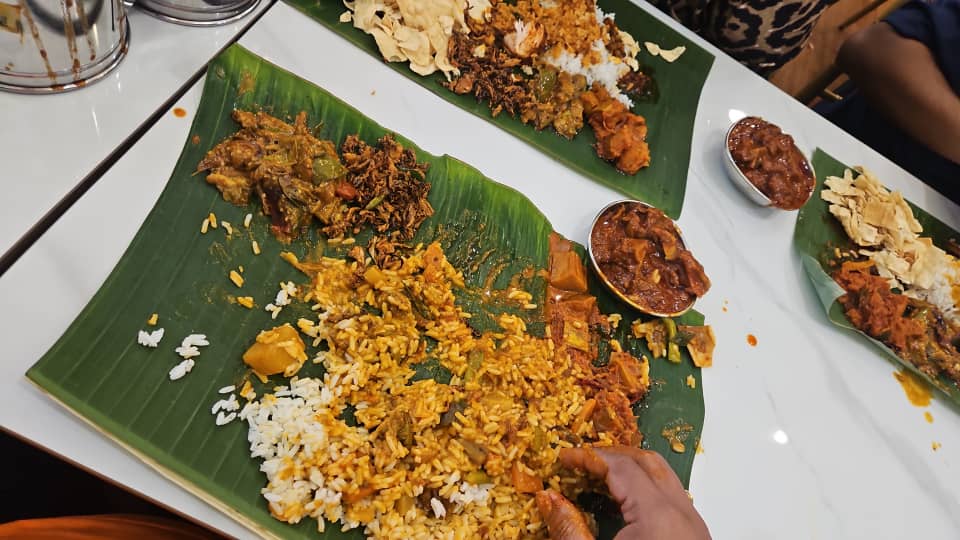 Uncle Mano Banana Leaf Restaurant - Photo 4