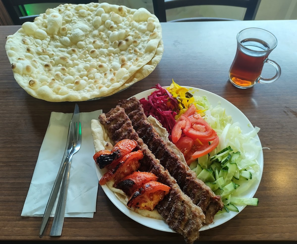 Great Yarmouth Shawarma - Photo 8