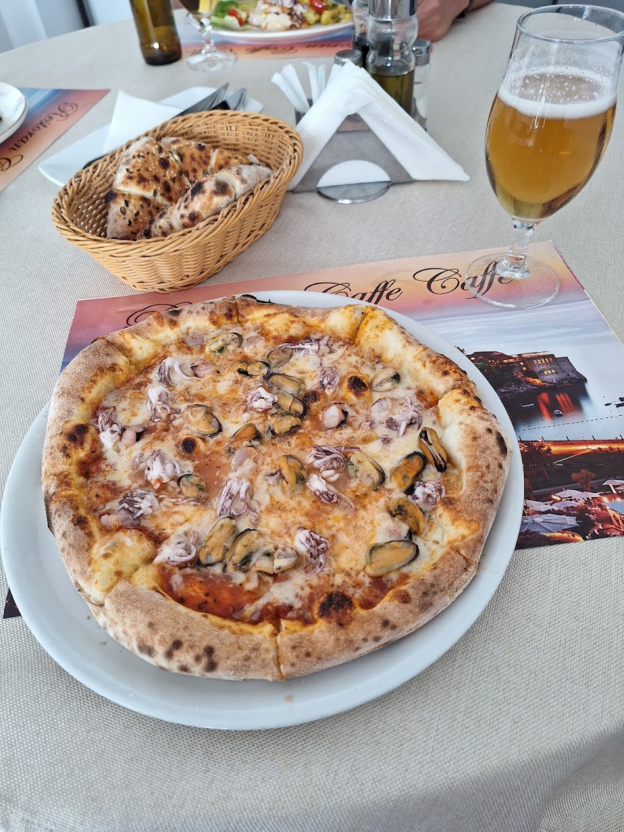 Caffe Caffe - Photo 4