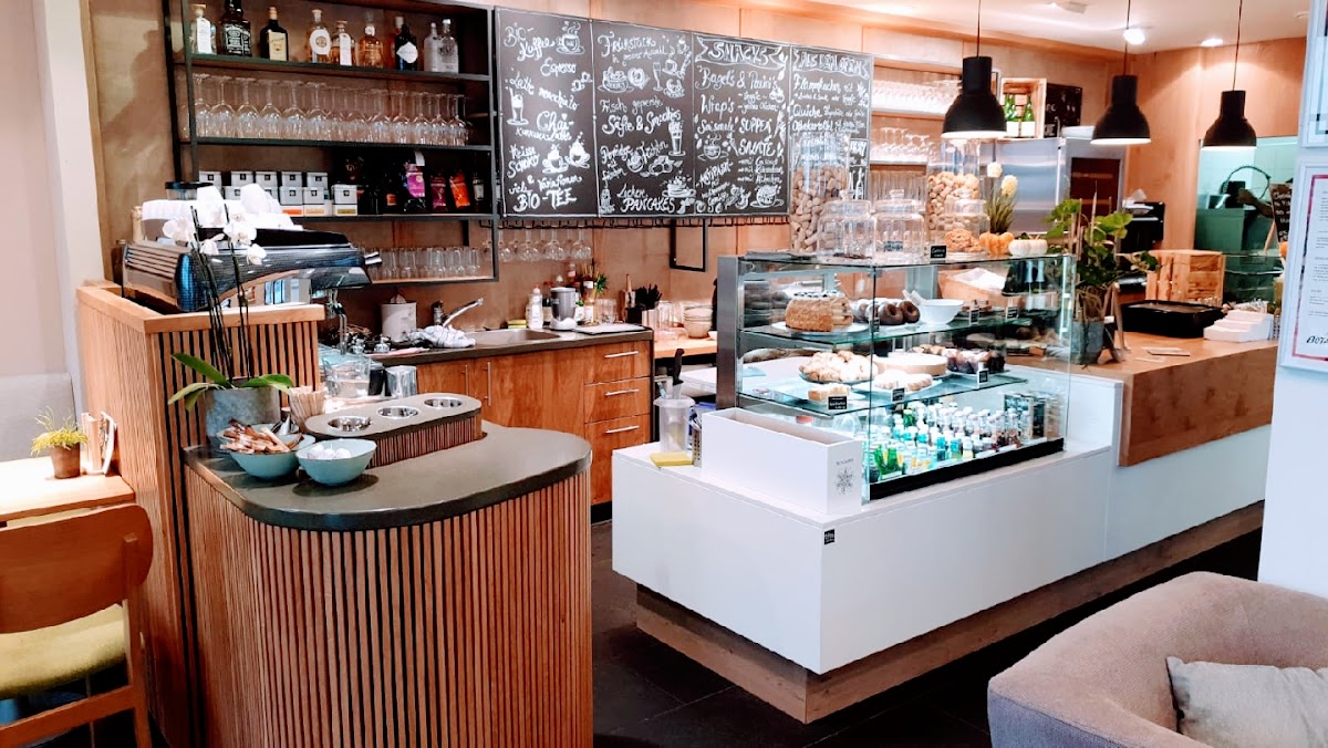 Vivo Cafe, Wein & mehr